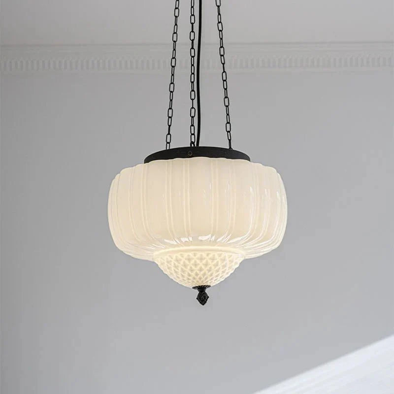 Nowoczesna biała minimalistyczna lampa wisząca
