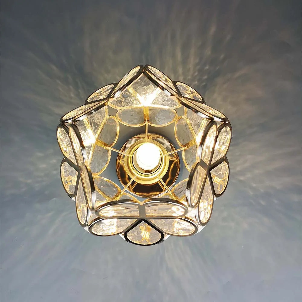 Lampa sufitowa w stylu kwiatowym
