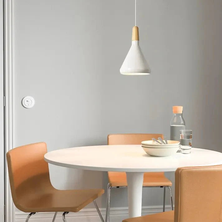 Lampa wisząca metalowa w kształcie stożka w stylu francuskiego makaronu