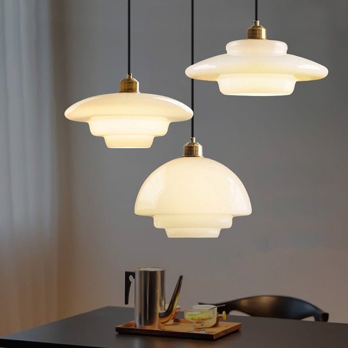 Biała Szklana Lampa Wisząca