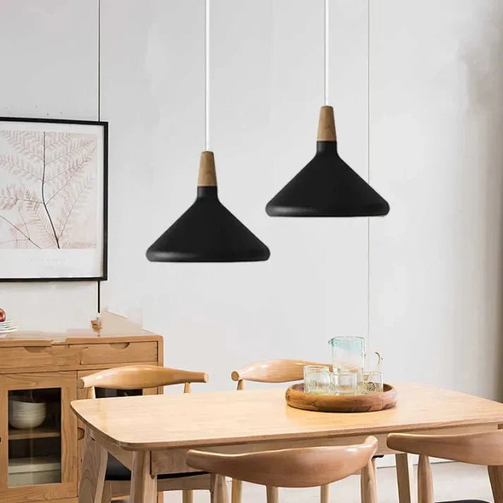 Lampa wisząca metalowa w kształcie stożka w stylu francuskiego makaronu