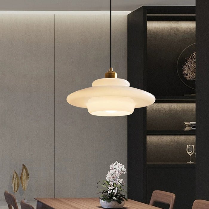 Biała Szklana Lampa Wisząca