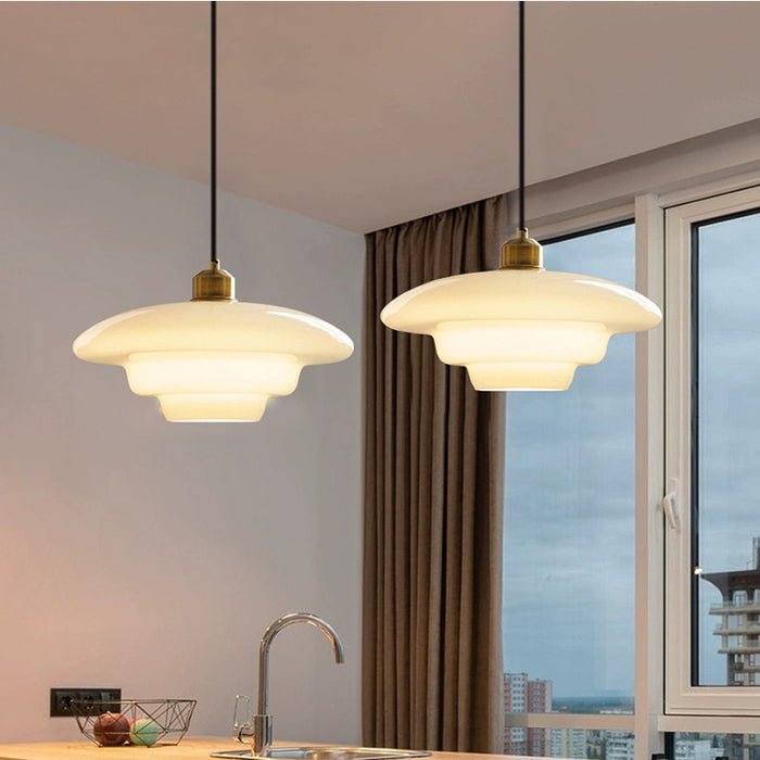 Biała Szklana Lampa Wisząca