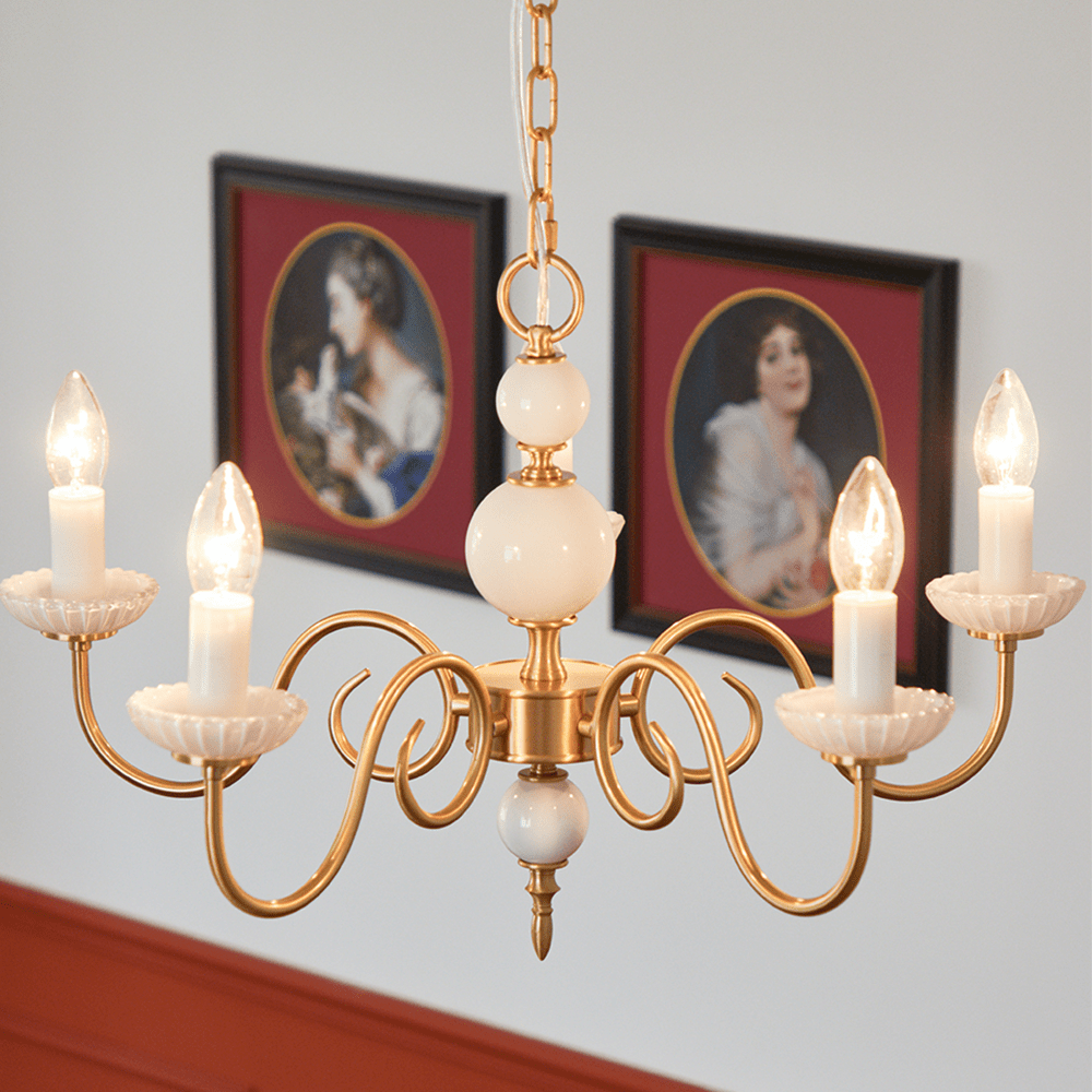 Kremowy szklany żyrandol amerykański retro metalowy żyrandol lampa sypialniana