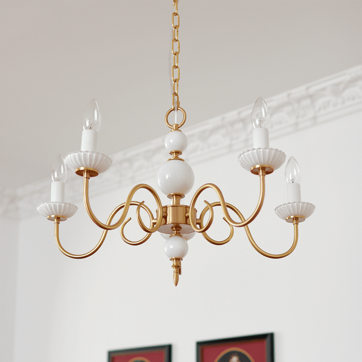 Kremowy szklany żyrandol amerykański retro metalowy żyrandol lampa sypialniana