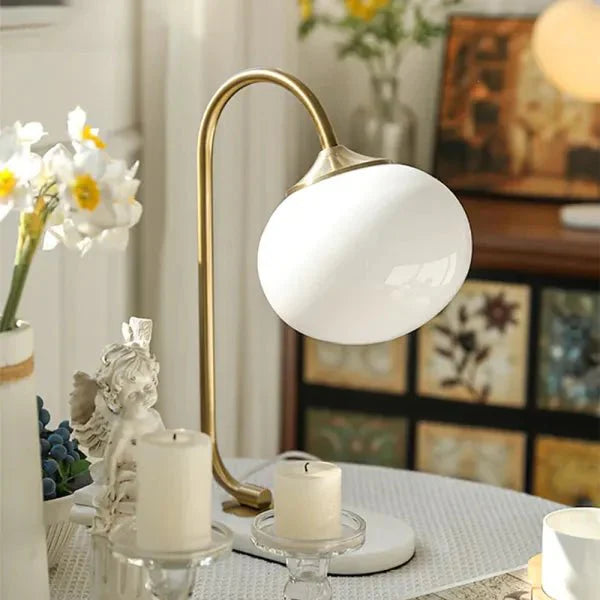 Lampa stołowa Marshmallow z metalu i szkła