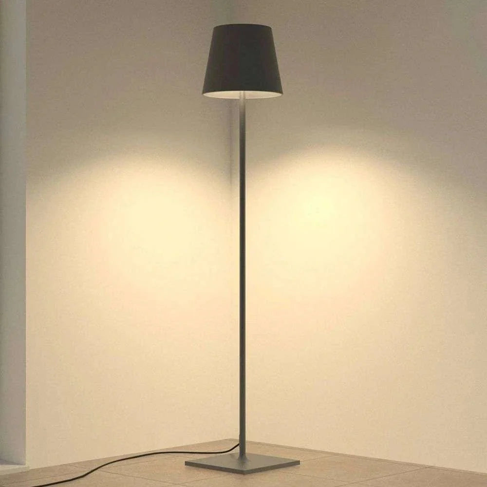 Nowoczesna Lampa Podłogowa LED z Ładowaniem