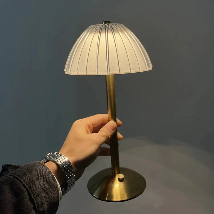 Kryształowa bezprzewodowa lampa stołowa