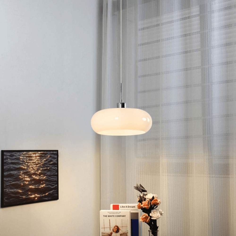 Szklana lampa wisząca Hailie w kształcie bochenka
