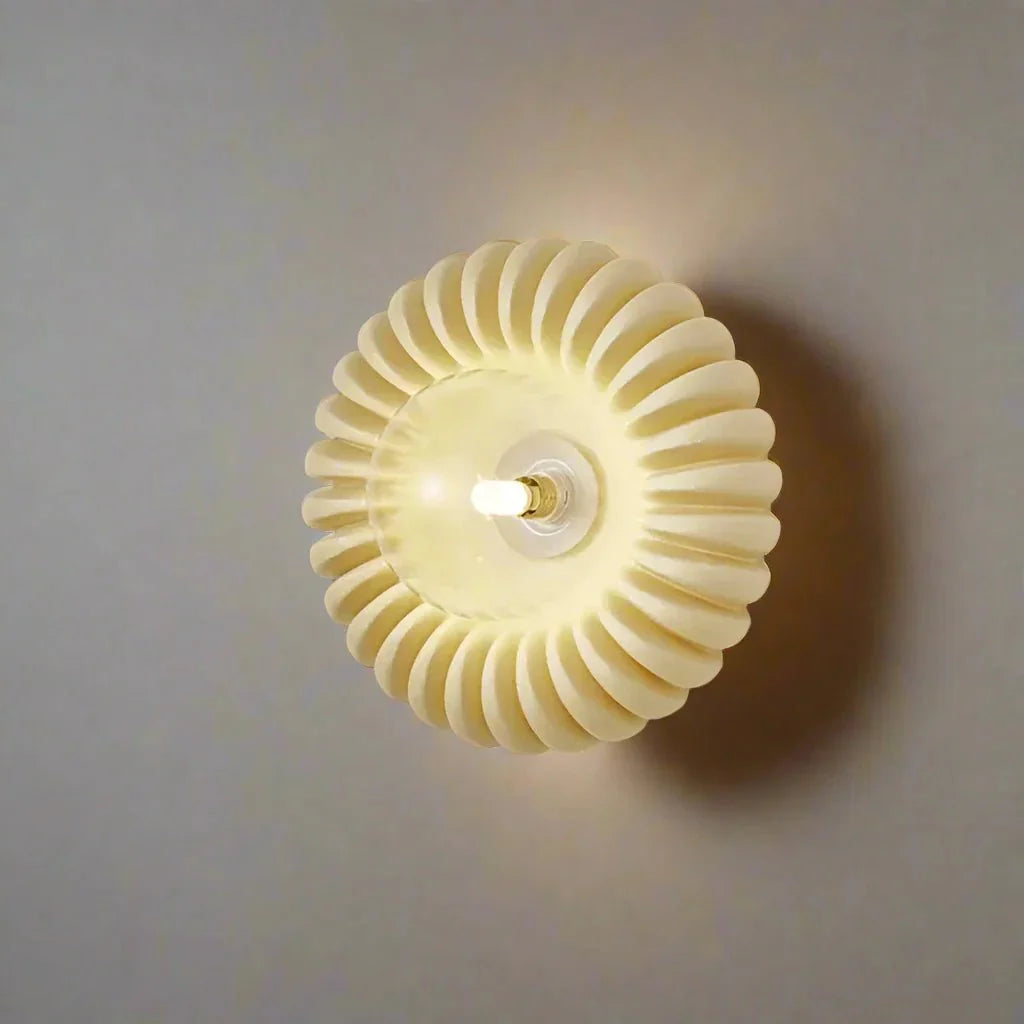 Nowoczesna Kreatywna Lampa Ścienna do Sypialni