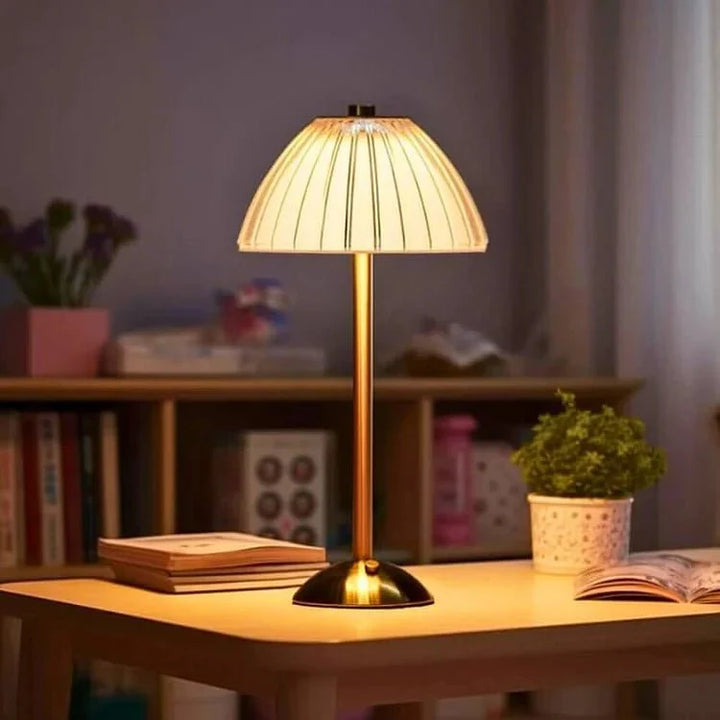 Kryształowa bezprzewodowa lampa stołowa