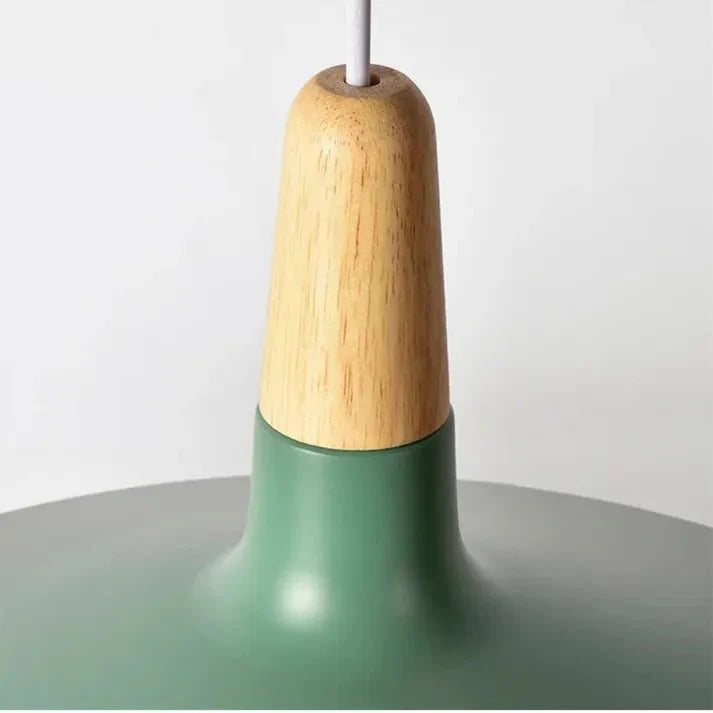 Lampa wisząca metalowa w kształcie stożka w stylu francuskiego makaronu