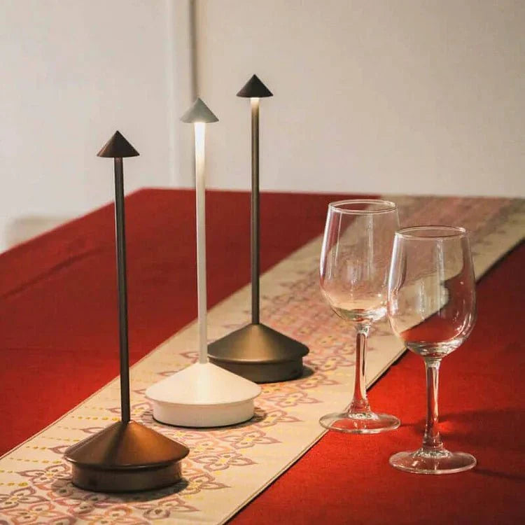 Minimalistyczna Bezprzewodowa Lampa Stołowa LED