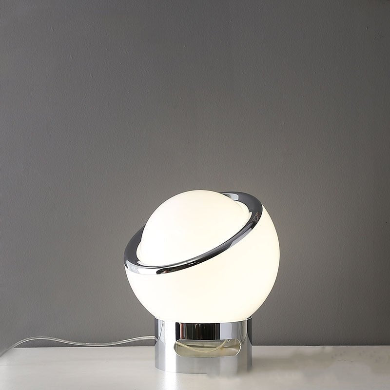 Lampa stołowa Bauhaus z francuskiego opalu