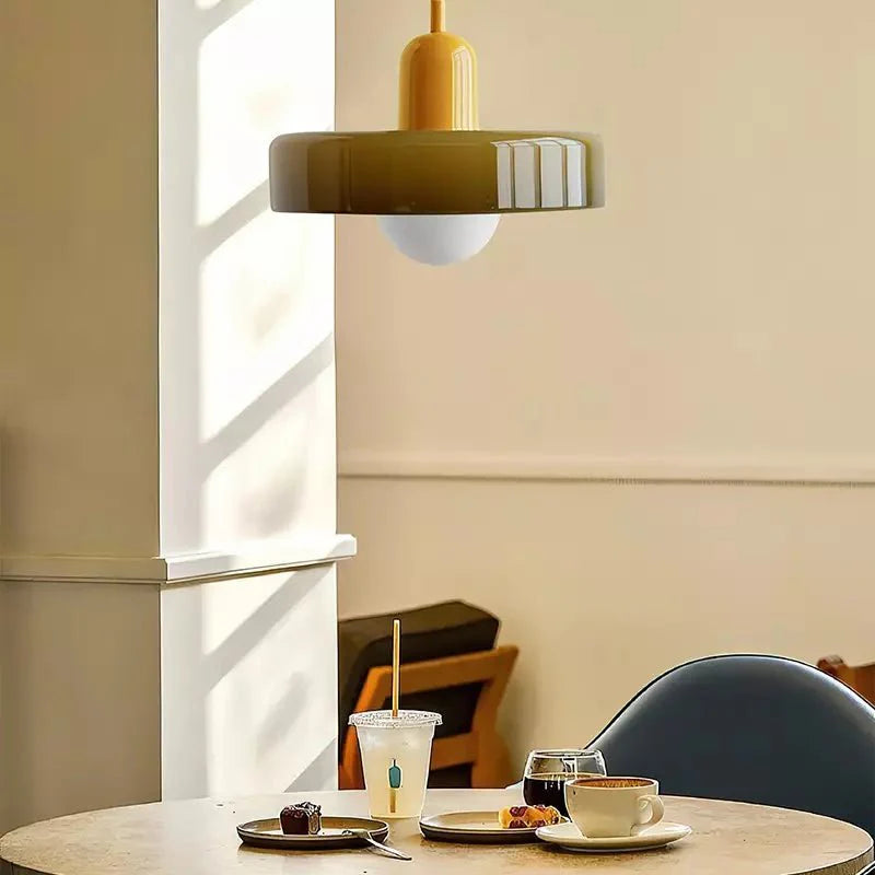 Lampa wisząca Bauhaus z kolorowego szkła – designerska lampa sufitowa