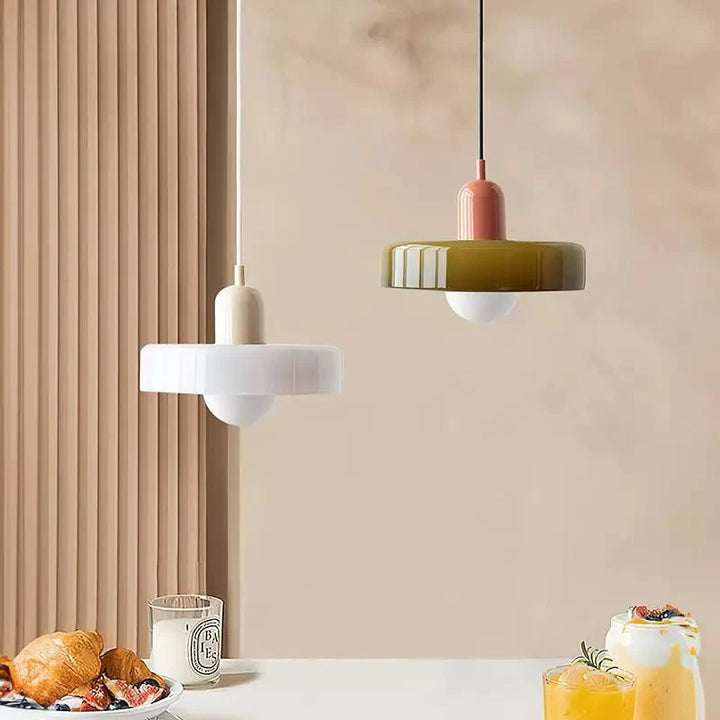 Lampa wisząca Bauhaus z kolorowego szkła – designerska lampa sufitowa