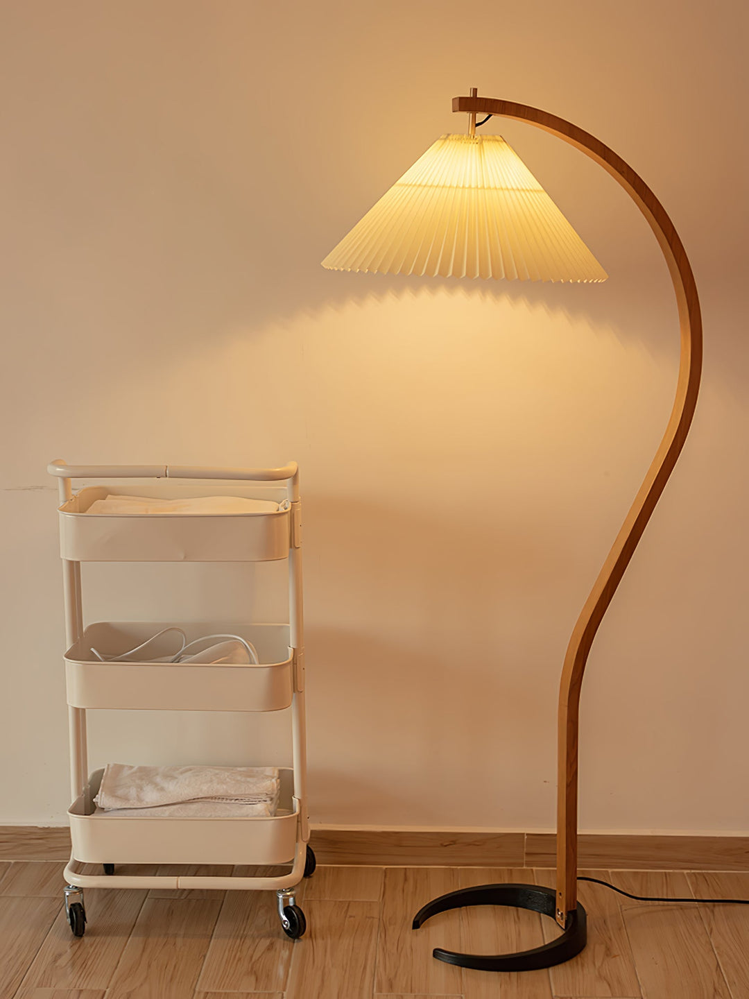 Lampa podłogowa Caprani