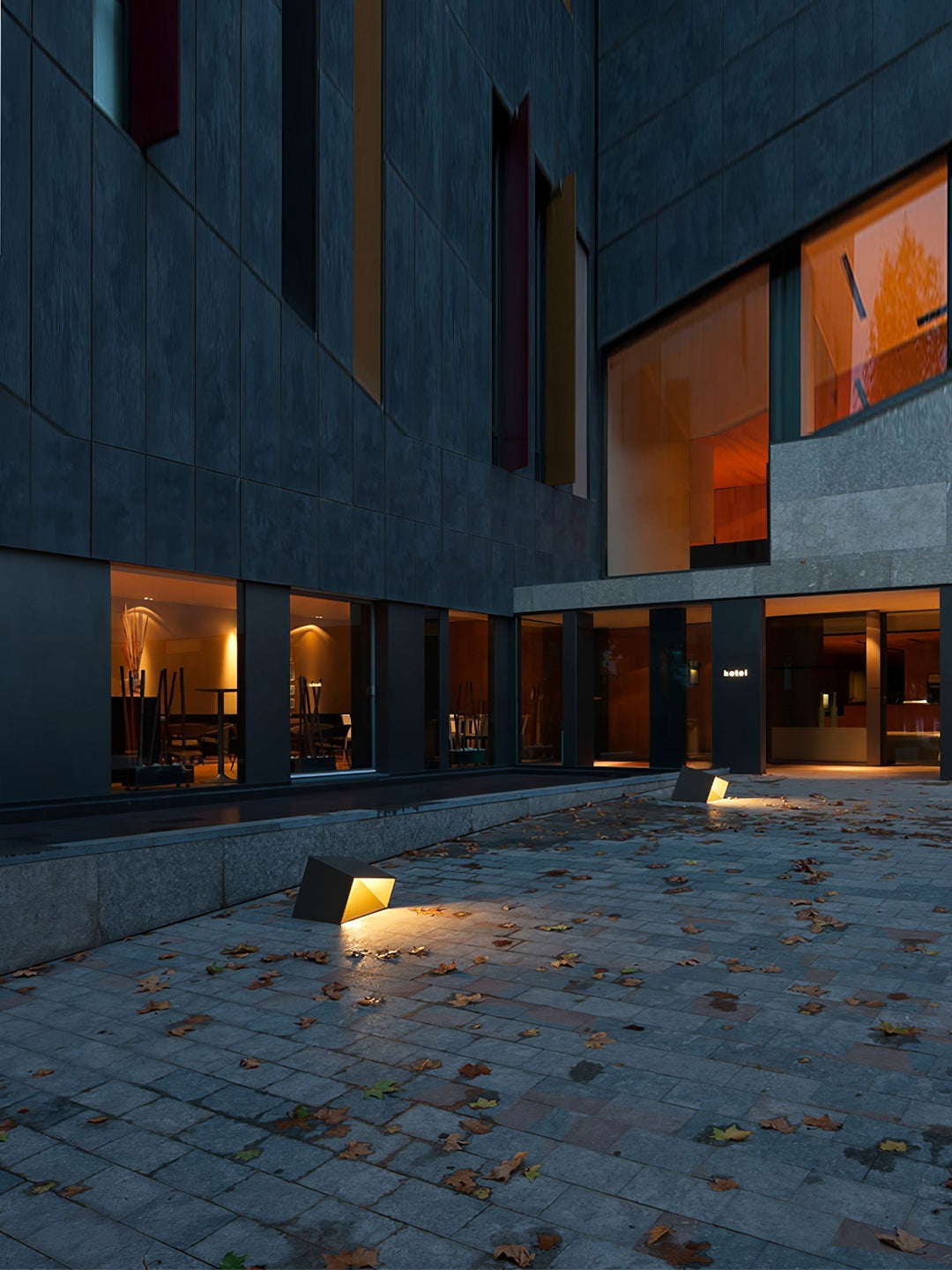 Lampa ogrodowa Cube Garden na energię słoneczną