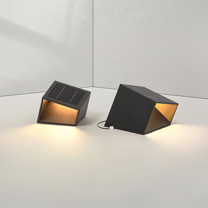 Lampa ogrodowa Cube Garden na energię słoneczną