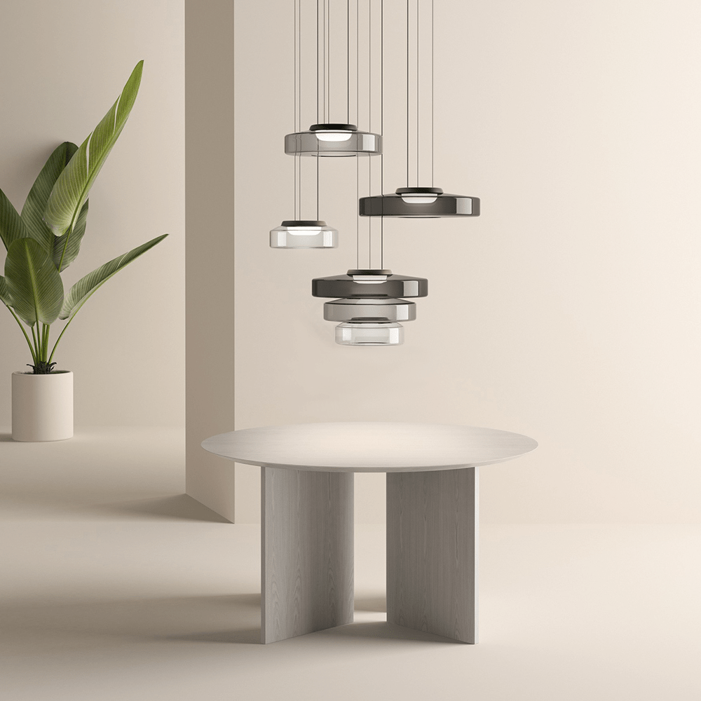 Szklane lampy wiszące w stylu Bauhaus