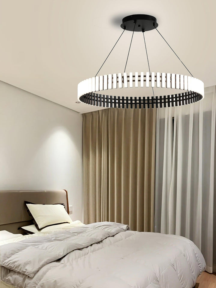 Wiszący żyrandol LED