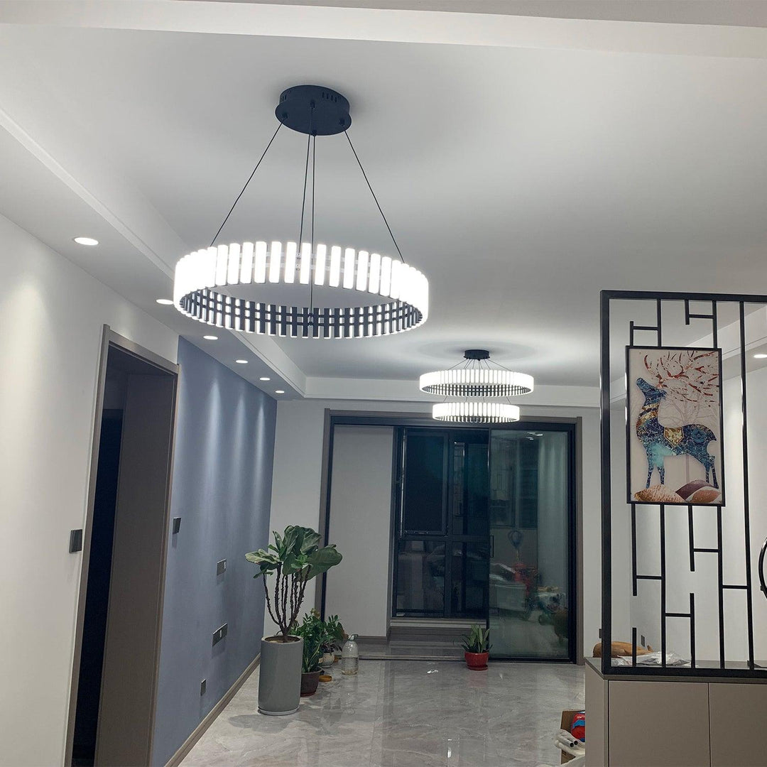 Wiszący żyrandol LED