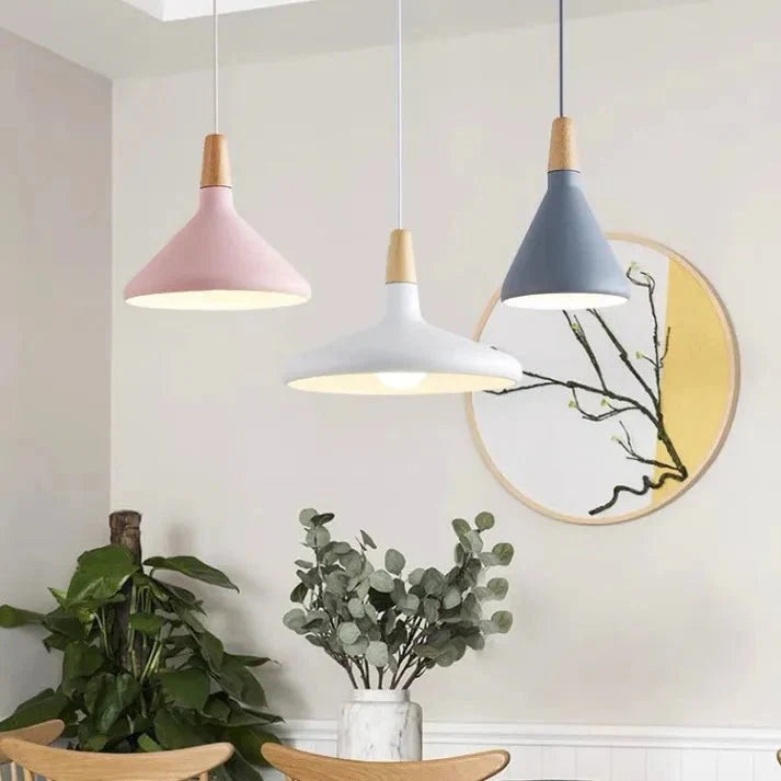 Lampa wisząca metalowa w kształcie stożka w stylu francuskiego makaronu