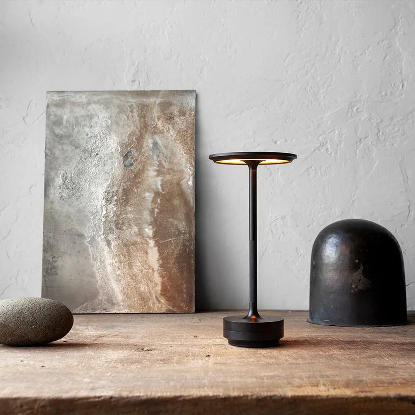 Luminous™ | Elegancka lampka stołowa