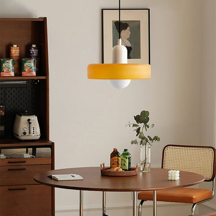 Lampa wisząca Bauhaus z kolorowego szkła – designerska lampa sufitowa