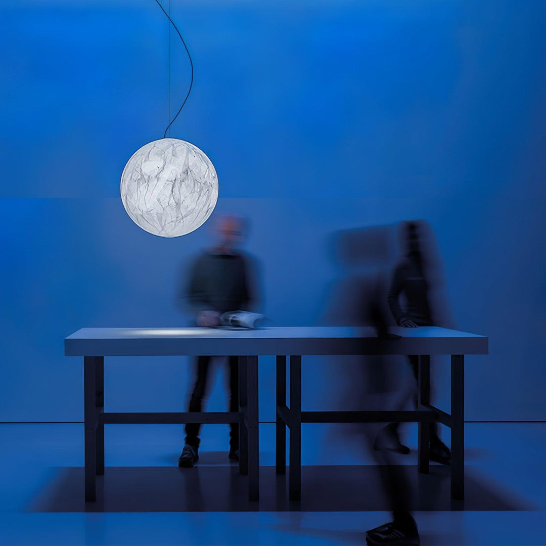 Lampa wisząca Maan z jedwabiu