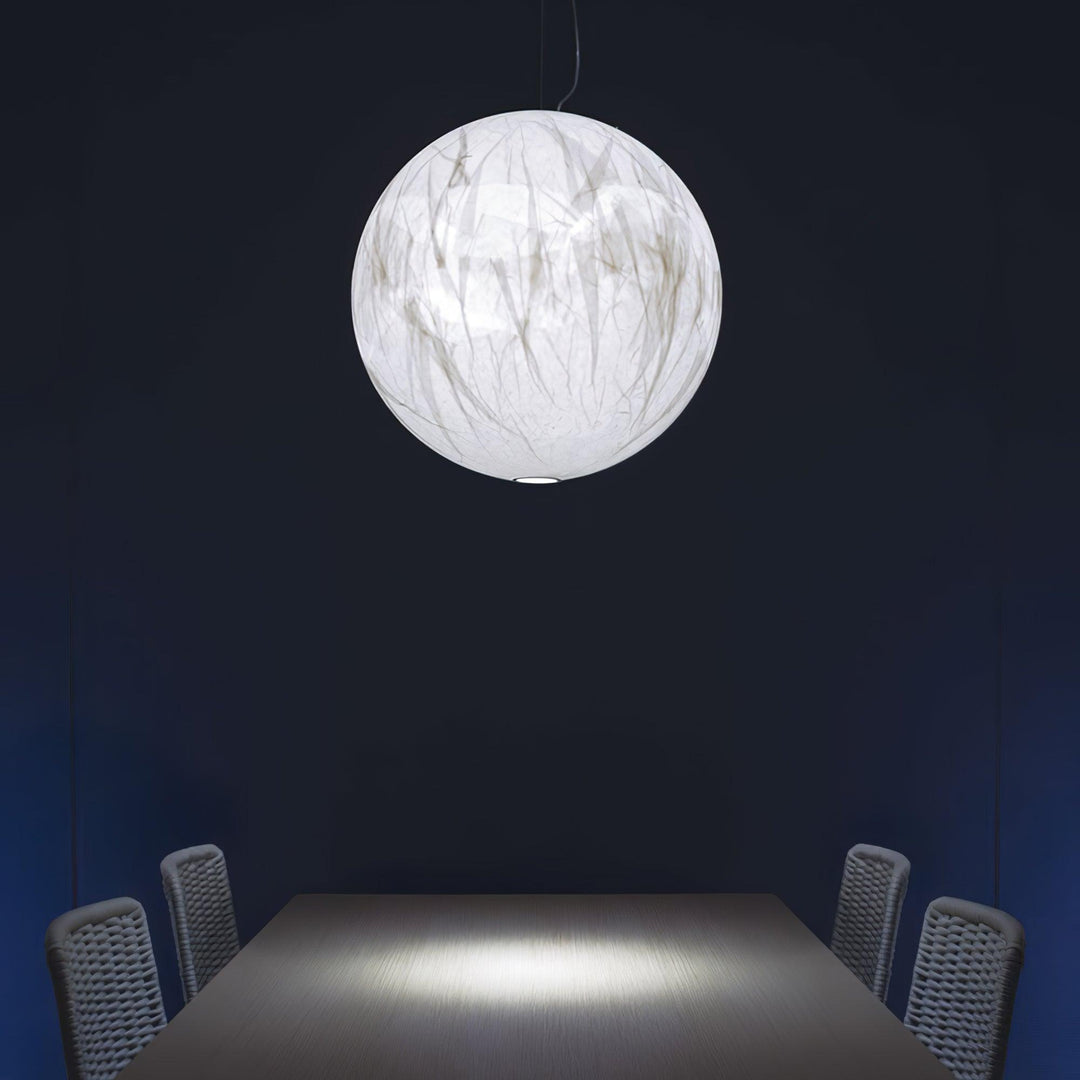 Lampa wisząca Maan z jedwabiu