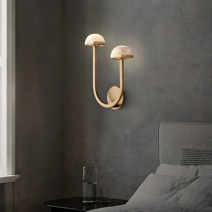 Lampa ścienna z alabastru w kształcie grzyba