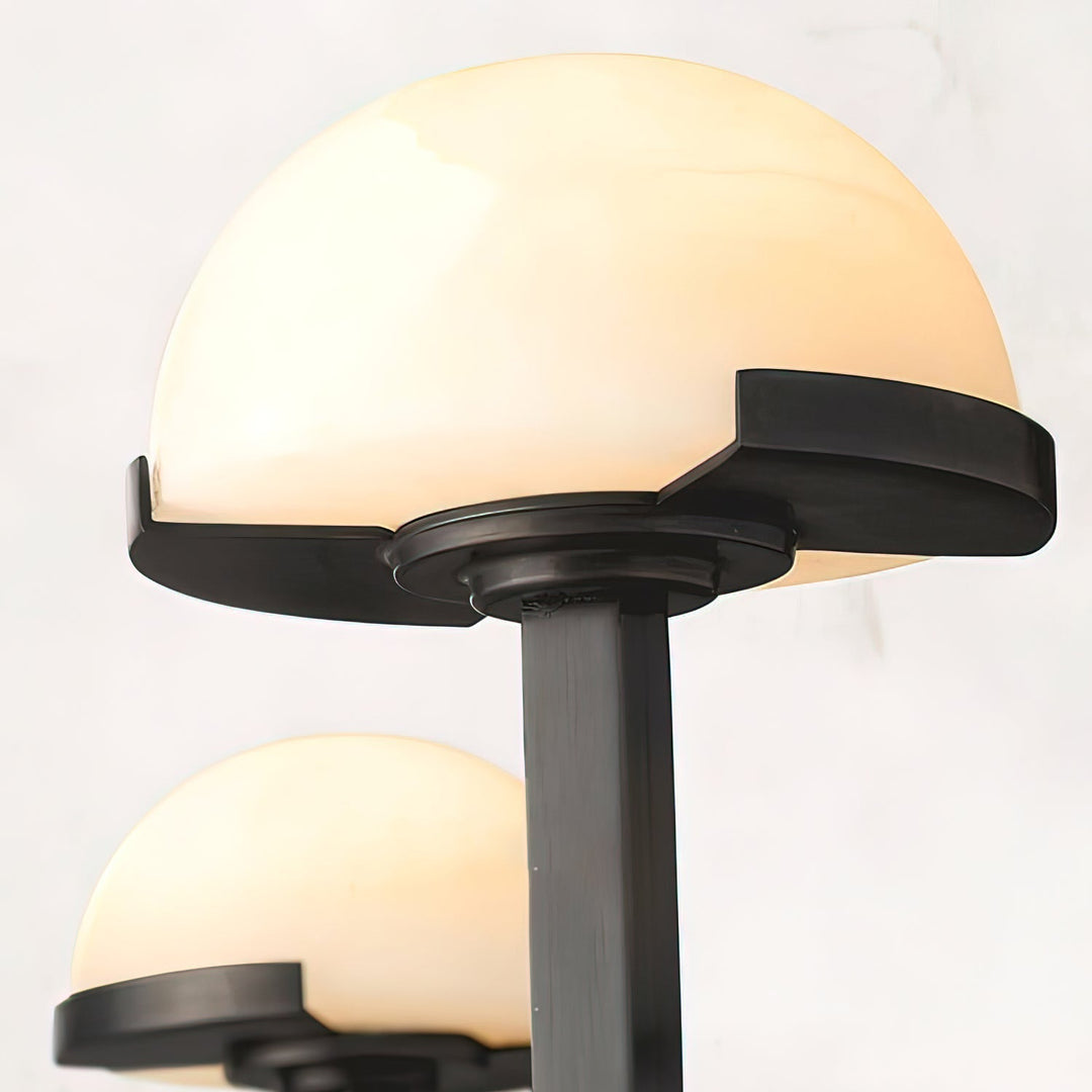 Lampa ścienna z alabastru w kształcie grzyba