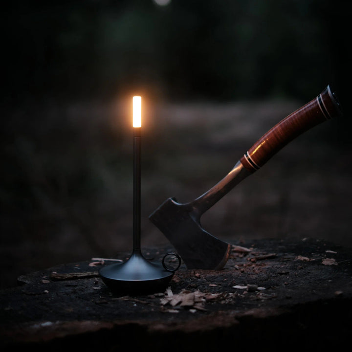 Nordycka lampa stołowa LED – designerska lampa kandelarowa