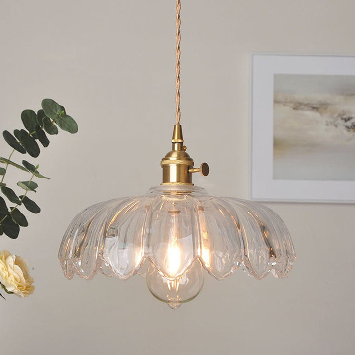 Lampka wisząca ze szkła w stylu vintage