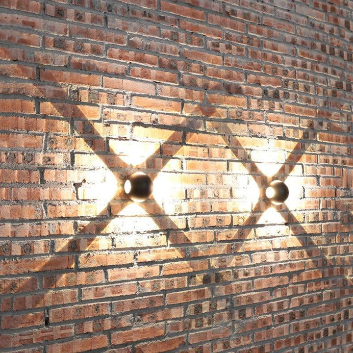 Lampa ścienna z aluminium Ballvorm