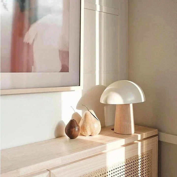 Kolekcja lamp stołowych Juno