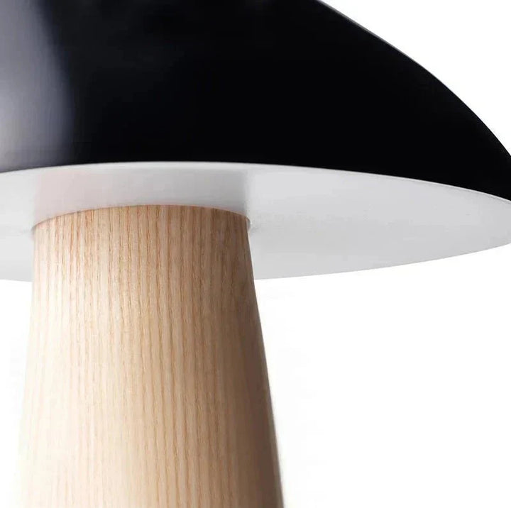 Kolekcja lamp stołowych Juno