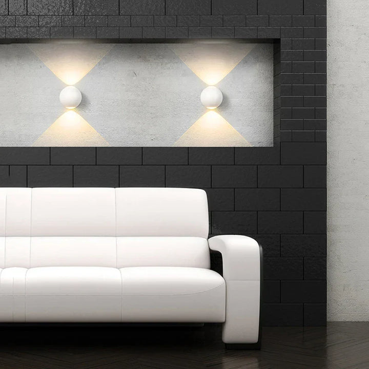 Lampa ścienna z aluminium Ballvorm