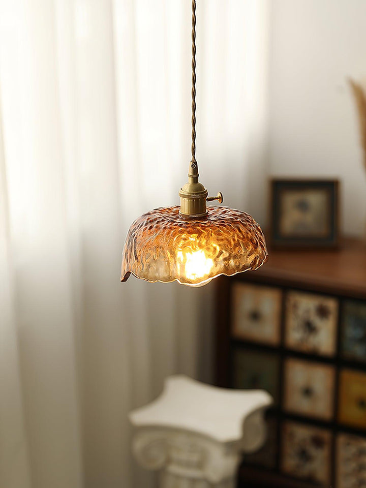 Vintage brązowa szklana lampa wisząca
