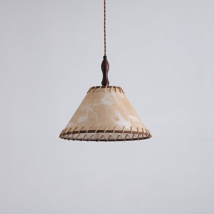 Lampa wisząca z drewna i tkaniny