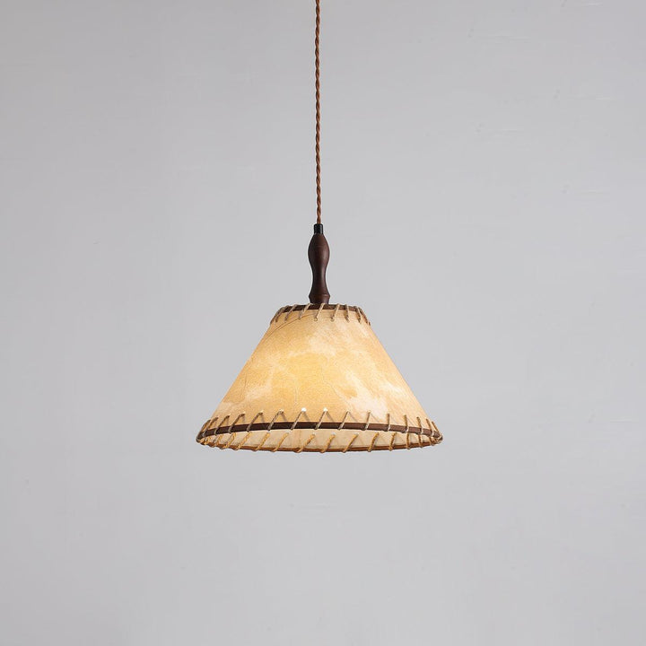 Lampa wisząca z drewna i tkaniny