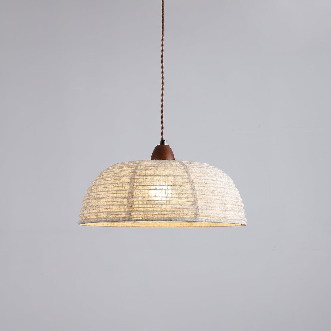 Lampa wisząca z drewna i tkaniny