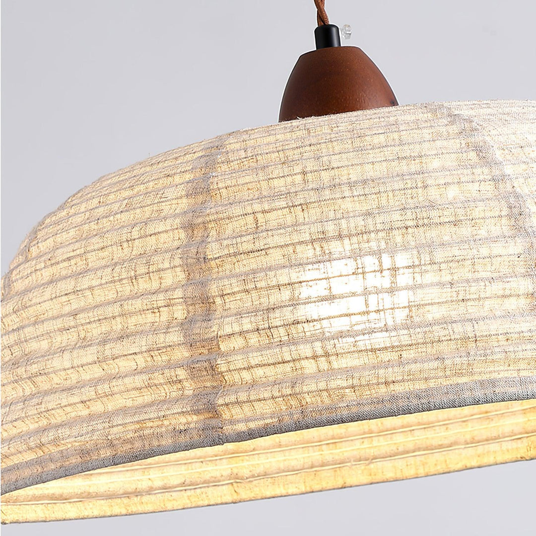 Lampa wisząca z drewna i tkaniny