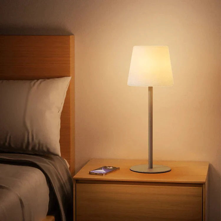 Nowoczesna bezprzewodowa lampa stołowa LED