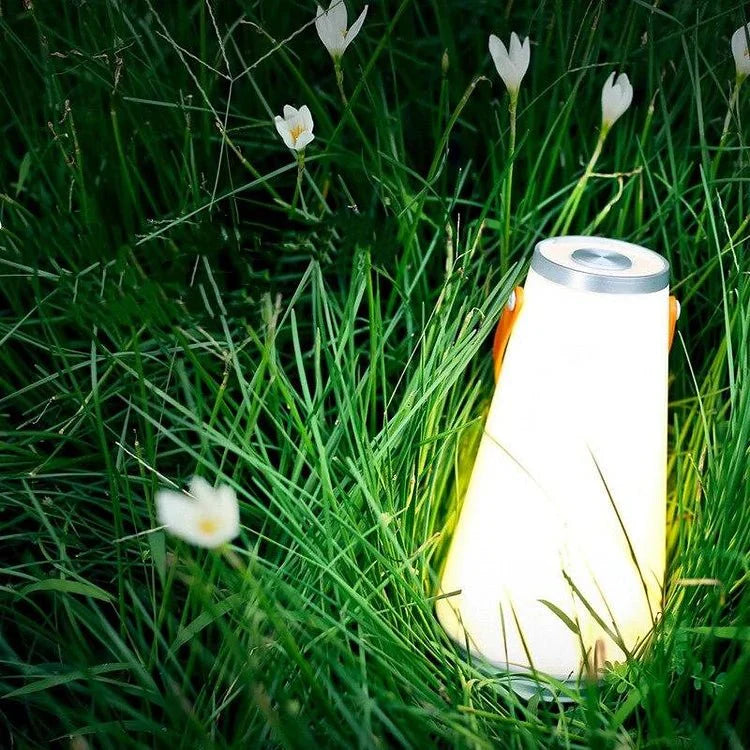 Przenośna lampa LED do kempingu na zewnątrz
