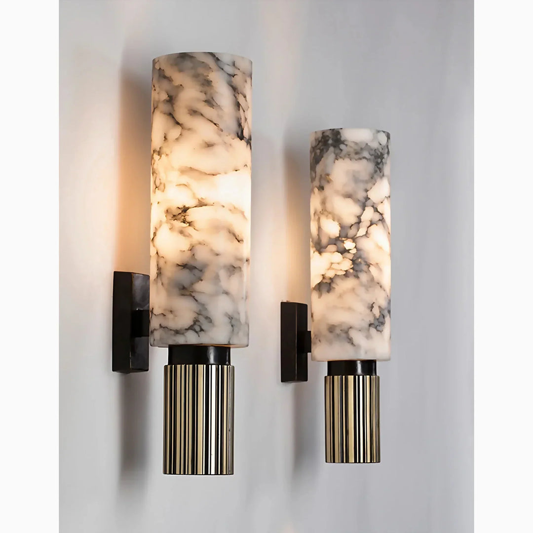 Marmurowa lampa ścienna