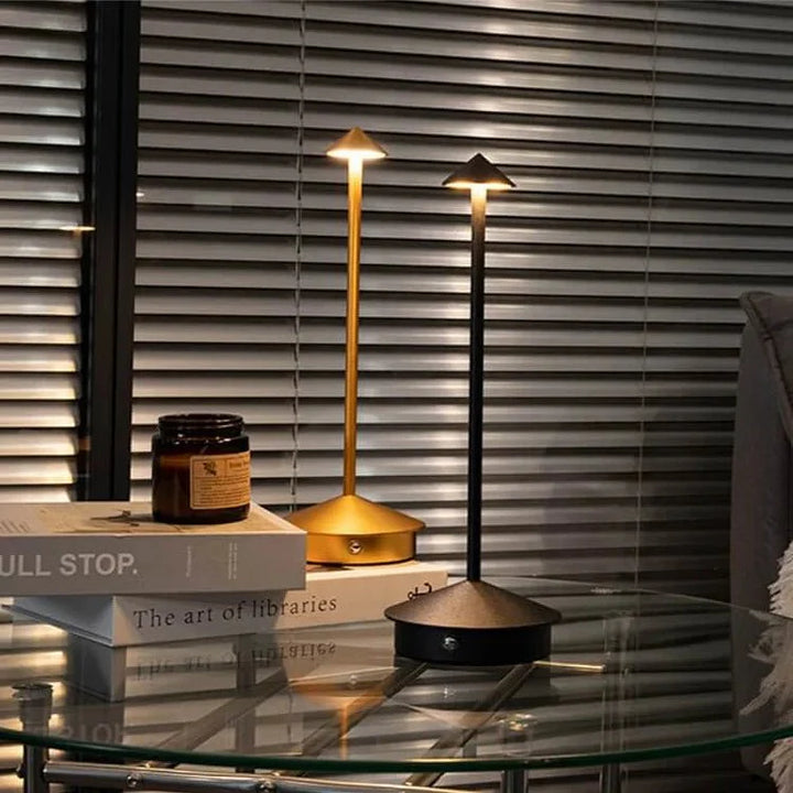 Minimalistyczna Bezprzewodowa Lampa Stołowa LED