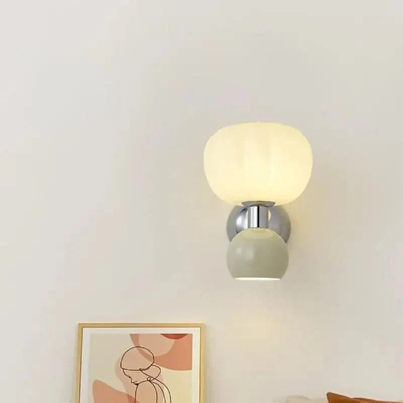 Nowoczesne lampy ścienne LED w kolorze kremowym