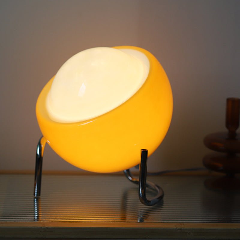 Lampa Stołowa Bauhaus w Stylu Średniowiecznym